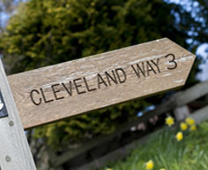 Cleveland Way sign